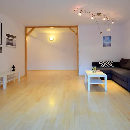 Sw. Antoniego Str. Apt. * Wrocław